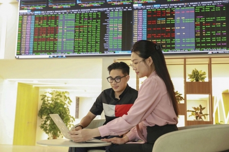 Chứng khoán Việt Nam giữ nhịp sau quyết định của Fed