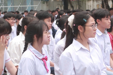 Ninh Bình tăng cường chăm sóc sức khỏe sinh sản cho vị thành niên, thanh niên