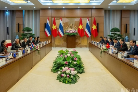 Chủ tịch Quốc hội Trần Thanh Mẫn hội đàm với Chủ tịch Quốc hội kiêm Chủ tịch Hạ viện Vương quốc Thái Lan Sophon Zaram