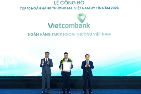 Vietcombank tiếp tục được vinh danh ‘Top 10 ngân hàng thương mại Việt Nam uy tín’