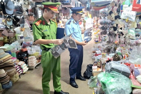 Đội QLTT số 4 Lạng Sơn đẩy mạnh phối hợp chống hàng giả, hàng lậu