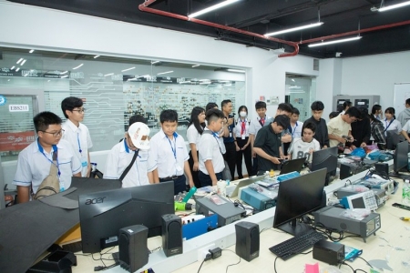 “Chuyển đổi số cộng đồng”- Chương trình dành cho học sinh xã đảo Long Sơn hè 2026