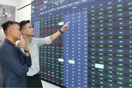 Lịch chốt quyền cổ tức tuần 10-14/8: Cổ tức tiền mặt cao nhất 100%