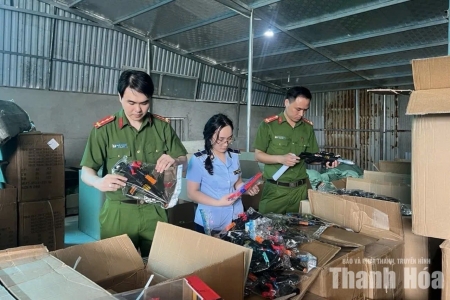 Thanh Hóa: Tạm giữ hơn 3.700 sản phẩm đồ chơi trẻ em có dấu hiệu vi phạm