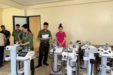 Nghệ An: Núp bóng spa, đường dây “điều trị xương khớp” lừa đảo hơn 9 tỷ đồng