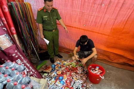 Bắc Ninh: Kiểm tra, xử lý hàng loạt cơ sở kinh doanh phụ tùng xe máy, xe đạp điện giả mạo nhãn hiệu, thực phẩm nhập lậu