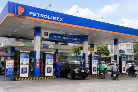 Giá xăng dầu hôm nay 15/8: Tăng trở lại