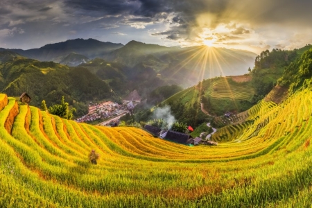 Lào Cai: Lễ chào cờ giữa ruộng bậc thang trong chuỗi hoạt động dịp Quốc khánh 2/9