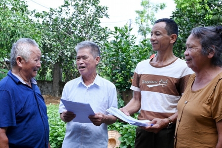 Bộ Nội vụ làm rõ mức đóng bảo hiểm xã hội bắt buộc của cán bộ không chuyên trách ở thôn