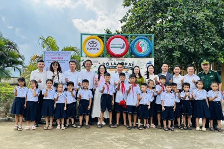 Chương trình “Toyota chung tay xanh hóa học đường” năm 2026 chính thức khởi động