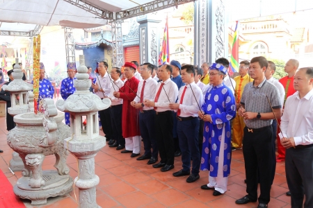 Hải Phòng: Lễ dâng hương, thượng cờ khai hội Vòng chung kết Lễ hội chọi trâu truyền thống Đồ Sơn - VTV 2026
