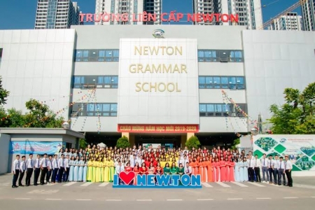 Hai học sinh Trường Newton góp mặt trong đội tuyển Hà Nội dự Olympic Khoa học trẻ quốc tế 2026