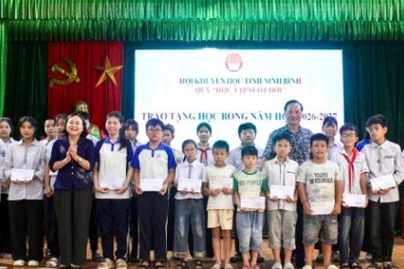 Ninh Bình tăng cường hỗ trợ học sinh có hoàn cảnh khó khăn