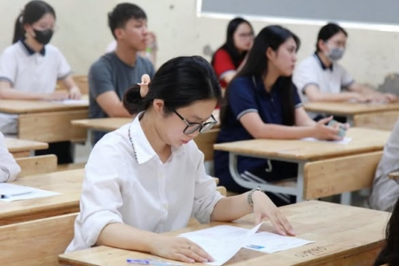 Sáng nay, gần 5.600 học sinh Hà Nội bước vào kỳ thi học sinh giỏi