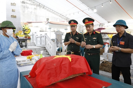 Bắc Ninh: Kiểm tra công tác lấy mẫu ADN hài cốt liệt sĩ tại phường Tự Lạn