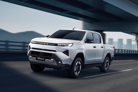 Toyota chốt kế hoạch thương mại hóa bán tải Hilux chạy pin nhiên liệu hydro từ năm 2028