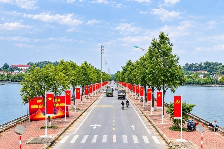 Bắc Ninh rực rỡ cờ hoa chào mừng thành lập thành phố Bắc Ninh