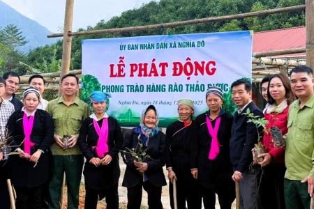 Đưa dược liệu gắn với du lịch sinh thái, văn hóa bản địa thành sản phẩm đặc trưng của Lào Cai