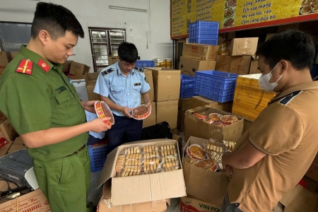 Ninh Bình: Phạt 8 triệu đồng cơ sở kinh doanh 300 bánh Trung thu không rõ nguồn gốc