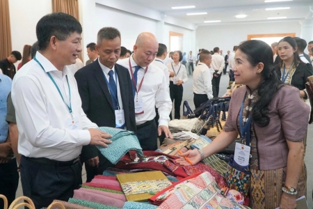 Thương mại biên giới Việt Nam - Lào - Trung Quốc: Không chỉ mở cửa khẩu, phải mở chuỗi giá trị