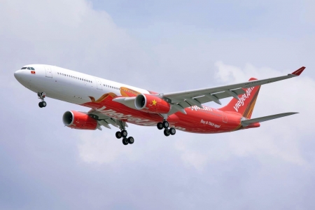 Vietjet đón tin vui hợp tác với Starlink, tung triệu vé 0 đồng cùng ưu đãi đến 40%