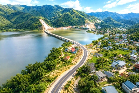Lào Cai giải ngân 73% vốn đầu tư công, đứng thứ 5 cả nước