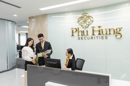 Chứng khoán Phú Hưng dự kiến gom thêm 5,5 triệu cổ phần Bảo hiểm Nhân thọ Phú Hưng