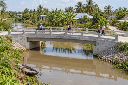 Cà Mau huy động nguồn lực, phấn đấu 100% khóm, ấp có đường bê tông thông suốt