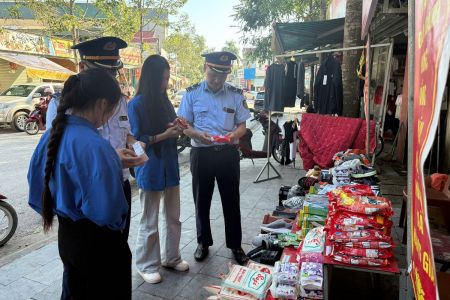 Thanh Hóa: Đưa mô hình gian hàng "thật - giả" về cơ sở, nâng cao kỹ năng tự bảo vệ cho người tiêu dùng
