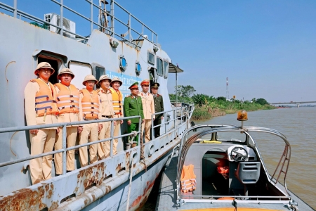 Ninh Bình: Mở đợt cao điểm trấn áp tội phạm khai thác, vận chuyển khoáng sản trái phép