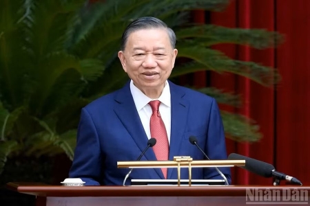 Nghị quyết Hội nghị lần thứ tư Ban Chấp hành Trung ương Đảng khóa XIV