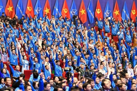 Thủ tướng đối thoại với 300 thanh niên tiêu biểu về khởi nghiệp và việc làm
