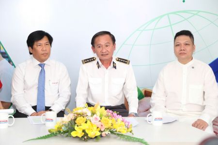 Bảo vệ người chăn nuôi: Không chỉ nhìn vào thịt nhập khẩu, phải gỡ nút thắt giá thành