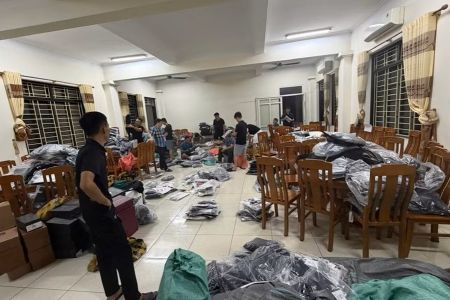 Hưng Yên: Chủ cửa hàng thời trang bị khởi tố vì kinh doanh hàng giả nhãn hiệu