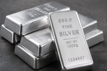 Giá bạc hôm nay 25/10: Đồng USD mạnh lên, bạc tiếp tục giảm