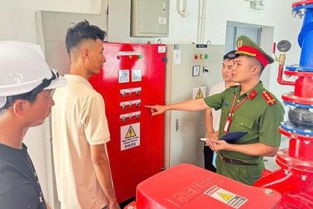 Đề xuất bãi bỏ 3 thủ tục phòng cháy chữa cháy, chuyển mạnh từ tiền kiểm sang hậu kiểm theo mức độ rủi ro