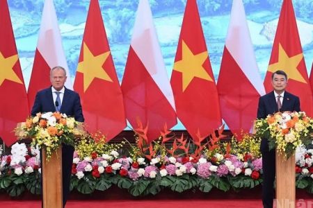 Tuyên bố chung về việc thiết lập quan hệ Đối tác chiến lược giữa Cộng hòa xã hội chủ nghĩa Việt Nam và Cộng hòa Ba Lan