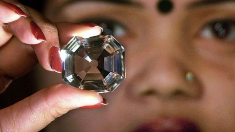 Hơn 1 triệu tỷ tấn kim cương vẫn nằm trong lòng đất