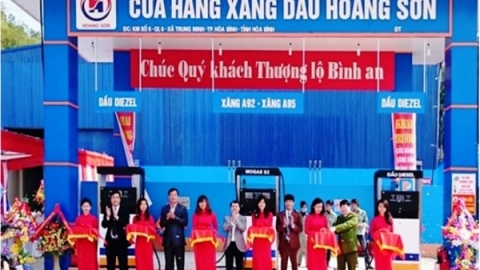 Hòa Bình: Có hay không việc 'bảo kê' cho Cây xăng Hoàng Sơn hoạt động không phép?