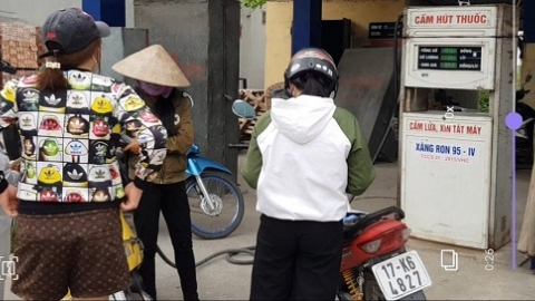 Thái Bình: Người tiêu dùng bức xúc khi cửa hàng xăng dầu có dấu hiệu gian lận?
