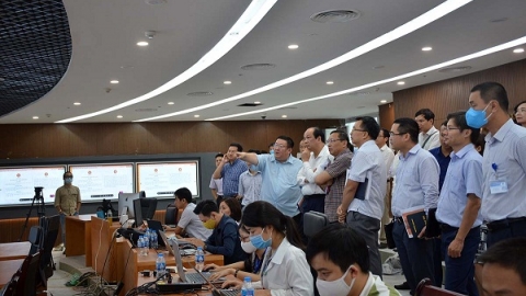 Khai trương Trung tâm thông tin, chỉ đạo, điều hành và Hệ thống thông tin báo cáo quốc gia