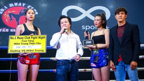 Võ sĩ Duy Nhất tặng 200 triệu tiền đấu giá huy chương cho đồng bào lũ lụt