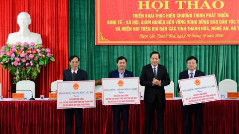 Tăng trưởng kinh tế là chìa khóa thoát nghèo