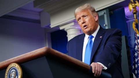 Tổng thống Donald Trump ký duyệt gói ngân sách cứu trợ Covid-19 trị giá 900 tỷ USD