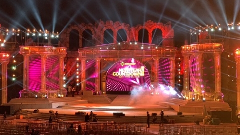 Trực tiếp: New Year countdown 2021 Nam Phú Quốc hoành tráng chưa từng có tại Đảo Ngọc