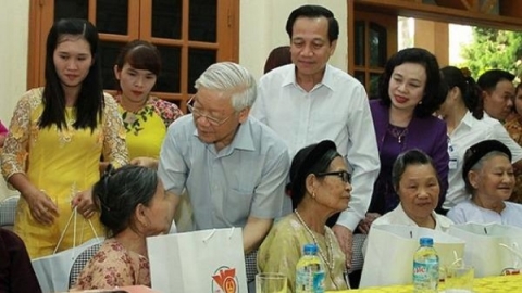 Tăng mức quà Tết Âm lịch 2021 cho người có công