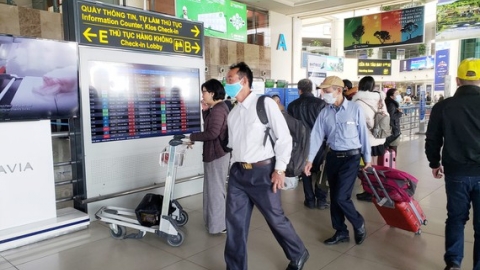 Tồn khá nhiều vé tàu, vé máy bay dịp Tết Tân Sửu 2021