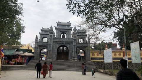 Bỉm Sơn (Thanh Hóa): Đền, chùa nổi tiếng thưa vắng người đi lễ vì dịch Covid -19