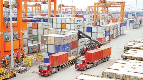 Kim ngạch xuất nhập khẩu hàng hóa dịp Tết Tân Sửu 2021 tăng mạnh