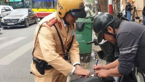 Hà Nội: Xử lý trên 430.000 trường hợp vi phạm trật tự an toàn giao thông